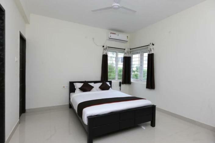 첸나이 The Posh Residency, Ecr B&B 외부 사진